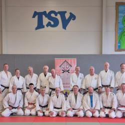 Breitensport: Jahresabschlusslehrgang und Verleihung des 5. Dan an Wolfgang Geissler Breitensport: Jahresabschlusslehrgang und Verleihung des 5. Dan an Wolfgang Geissler