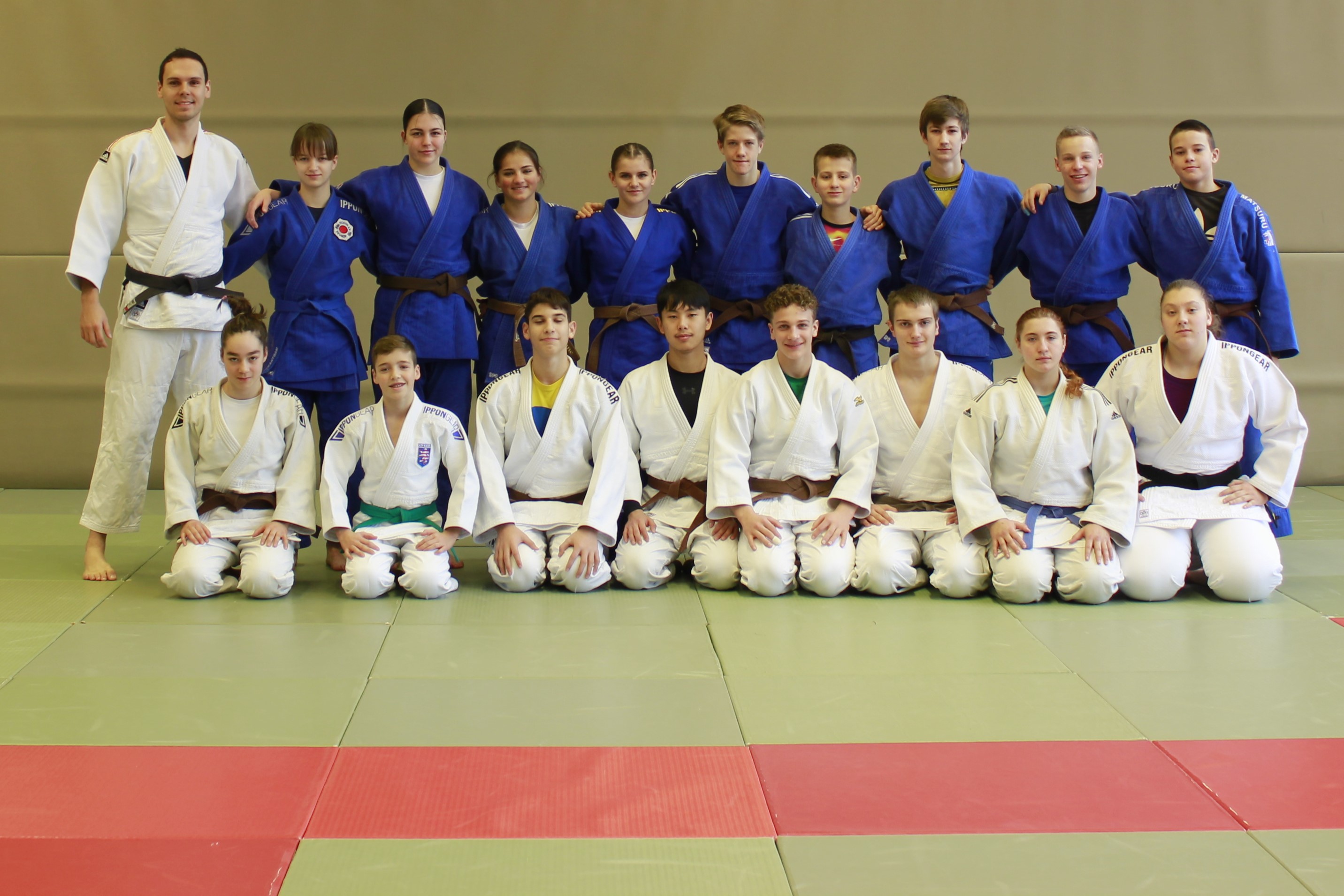 03 Kader U18