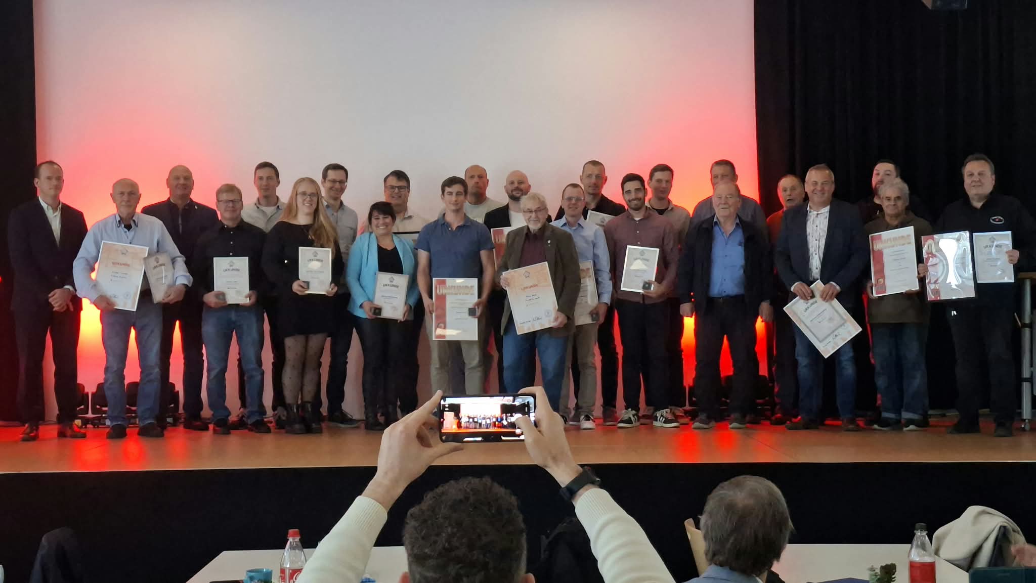 Alle Geehrten beim HJV-Ehrentag 2026 in Maintal