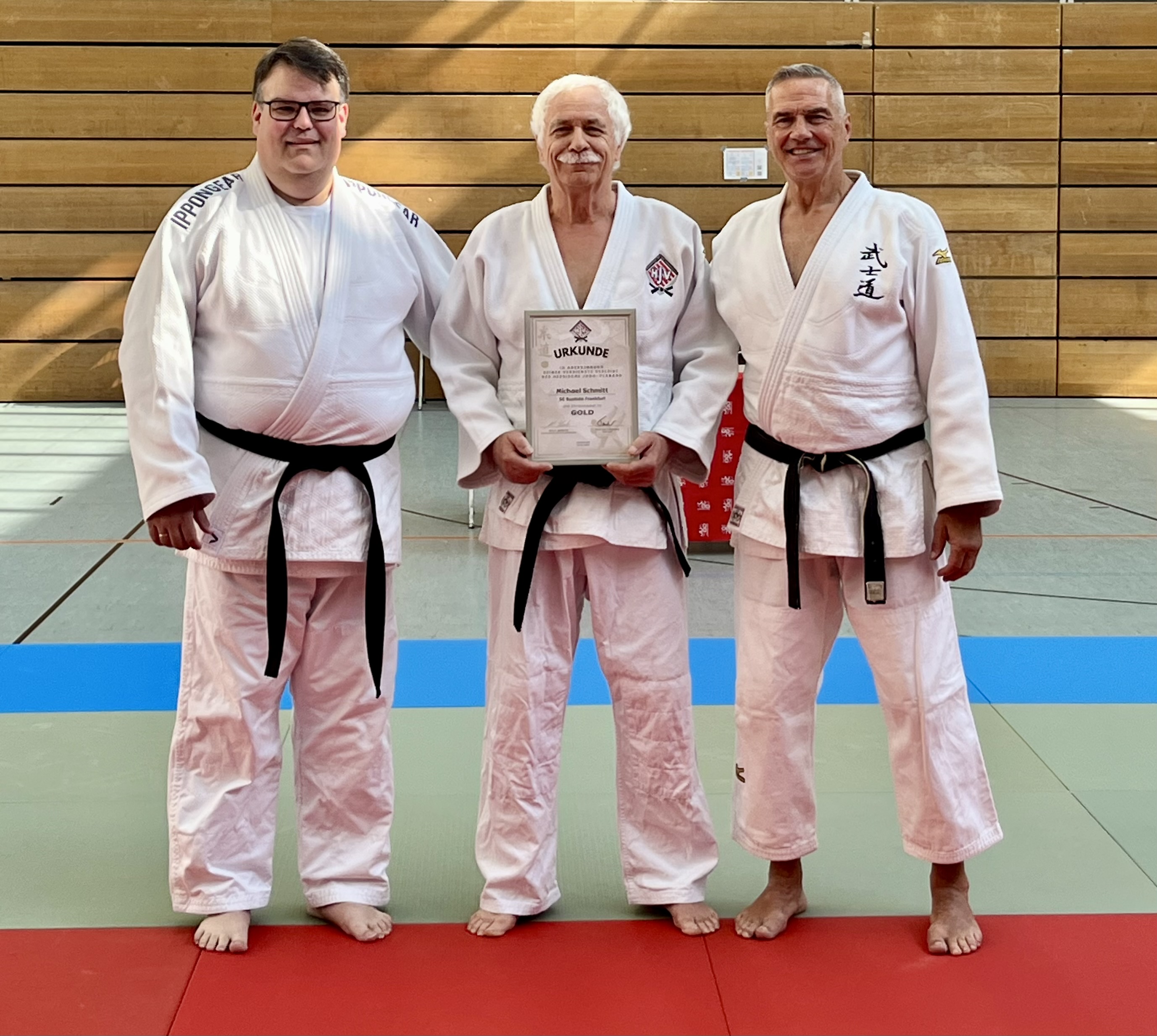 Michael Schmitt bei der Verleihung der Goldenen Ehrennadel des Hessischen Judo-Verbandes
